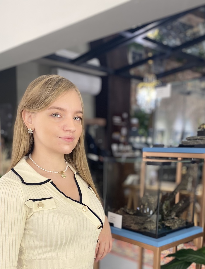 ����������