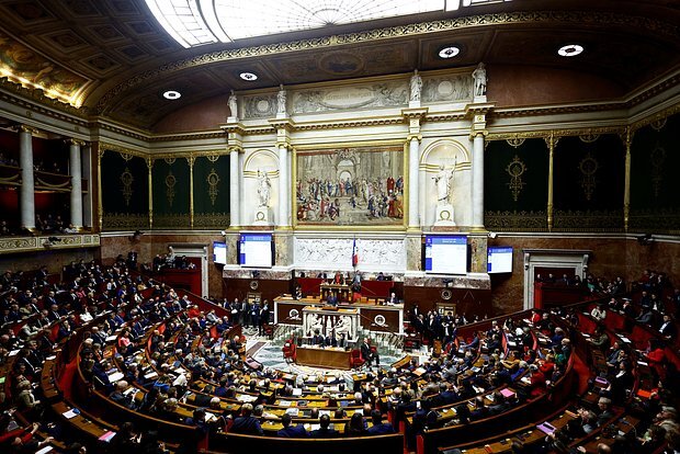 French government to resign for first time since 1962. French blame Macron - Politics, France, Emmanuel Macron, Sanctions, A crisis, Europe, West, European Union