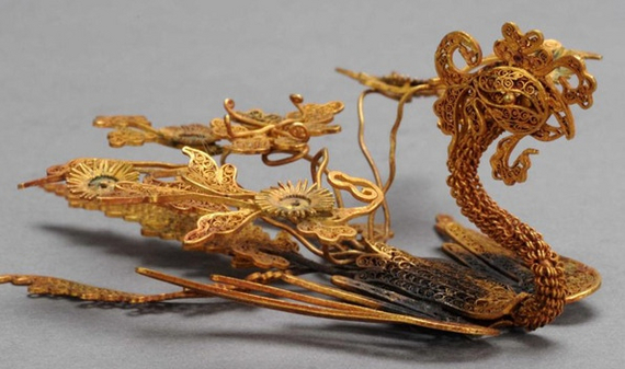 A gold filigree phoenix hairpin excavated from the Shunyang Royal Tombs - Middle Ages, China, Ming Dynasty, Decoration, Barrette, Phoenix, Historical photo, beauty, History (science)