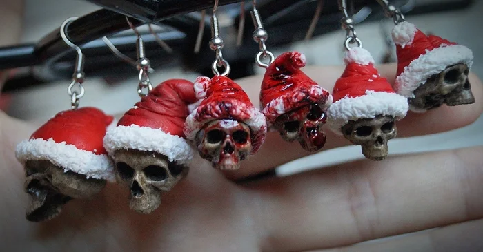 Creepy Christmas decorations - My, Polymer clay, Needlework without process, New Year, Santa Claus, Kripota, Blood, Лепка, Scull, Longpost