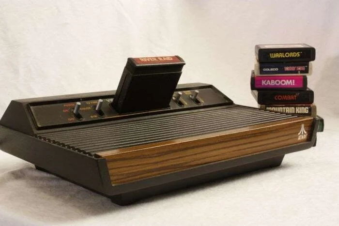 Games were downloaded via phone back in 1983 - My, The cognitive dissonance, Download, Retro Games, Game console, Technologies, Ahead of his time, Atari 2600, 80-е, Rarity