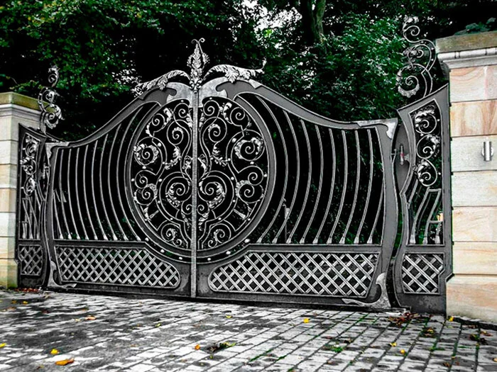 Advantages of forged gates. Why choose this material? - Gates, Wrought iron gates, Advantage, Design, Private house, Yandex Zen (link)