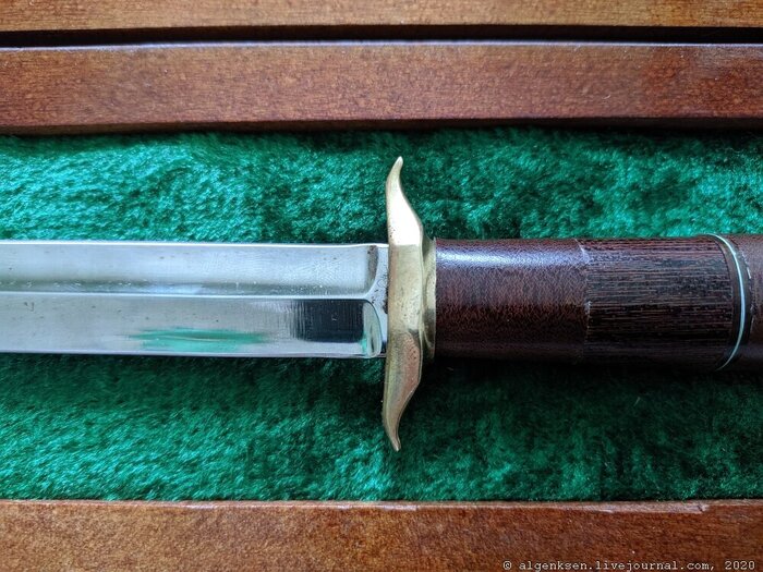 Гарда из латуни.