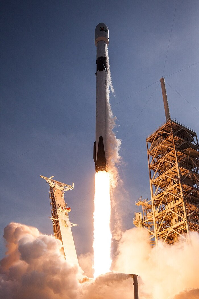 Falcon-9    ""   SpaceX, Falcon 9, , 