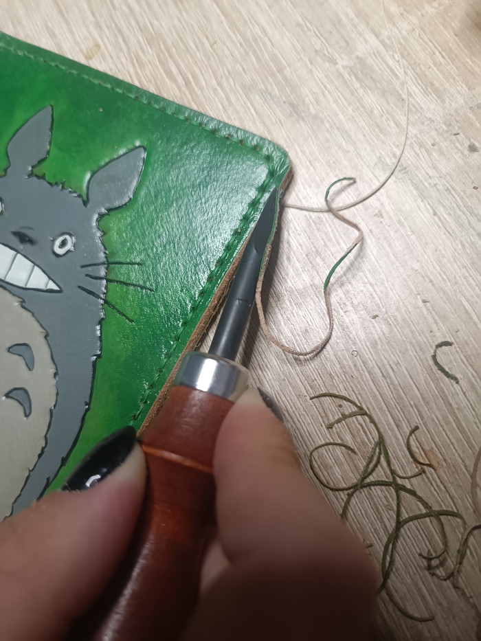 Вот так это выглядит) Таким образом скругляем урез, чтобы не топорщился