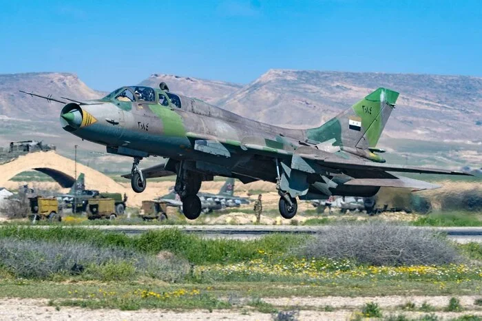 Su-17s of the Syrian Air Force - Aviation, Airplane, Flight, Military aviation, Pilot, Sou, Su-17, Fighter, Syria, Military equipment, Sar, Longpost