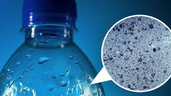 Microplastics in bottled water threaten antibiotic effectiveness, new study finds - Research, Scientists, The science, Ecology, Plastic