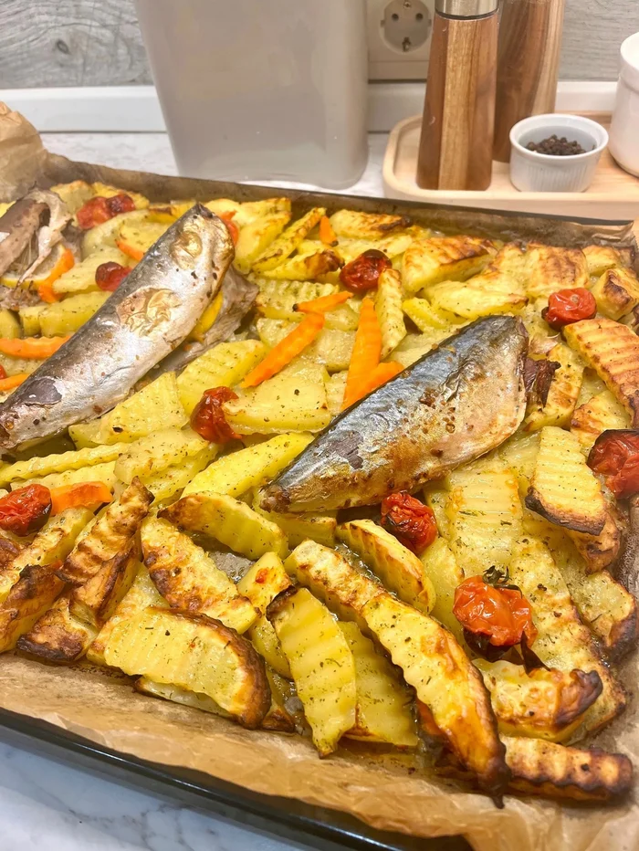 Mackerel with potatoes - My, Cooking, Serving dishes, Recipe, Snack, Food