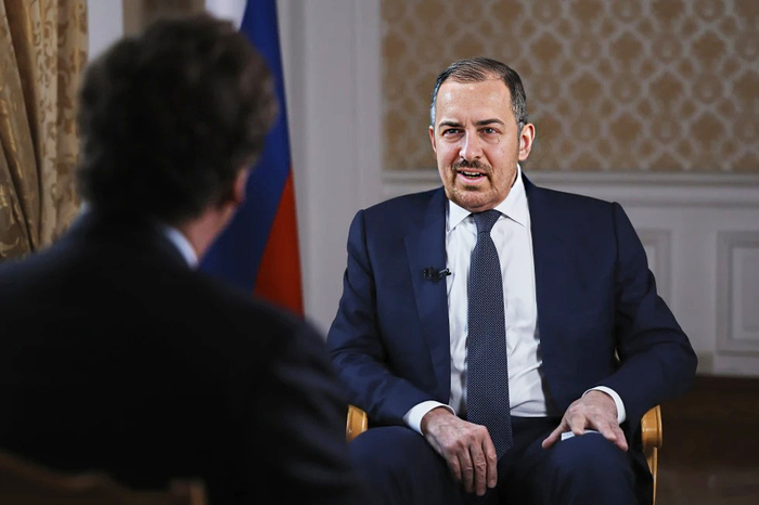 Викторио Лавров в главных ролях. Министр тапалок поясняет.