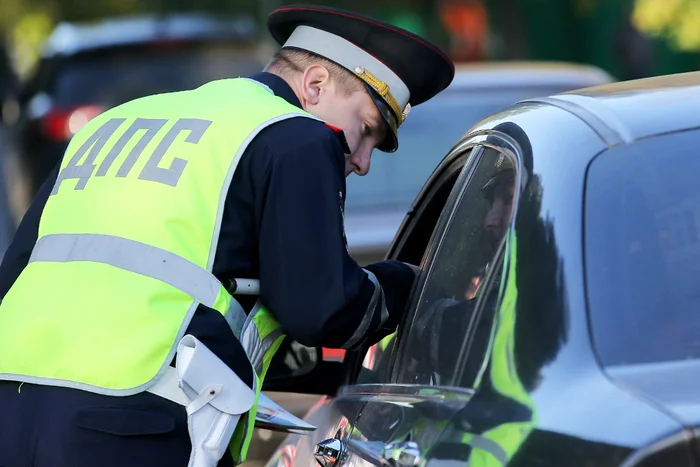 Should you get out of your car when stopped by a traffic police officer? - My, Gai, Traffic fines, Traffic rules, Motorists, Driver