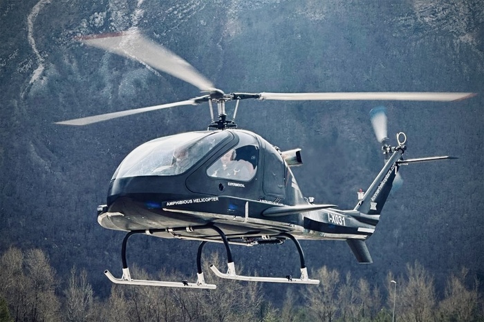    K3 Anfibio        ,     .  : "Konner Helicopters".