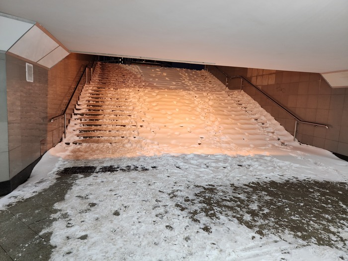 Да зажрались согласен, вот переходы к станции метро