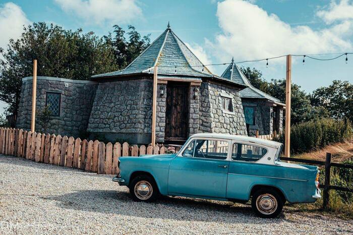 Harry Potter Fans Rent Home in UK Looks Almost Exactly Like Hagrid's Hut - Harry Potter, Hut, Rent, Design, Оригинально, Vertical video, Video