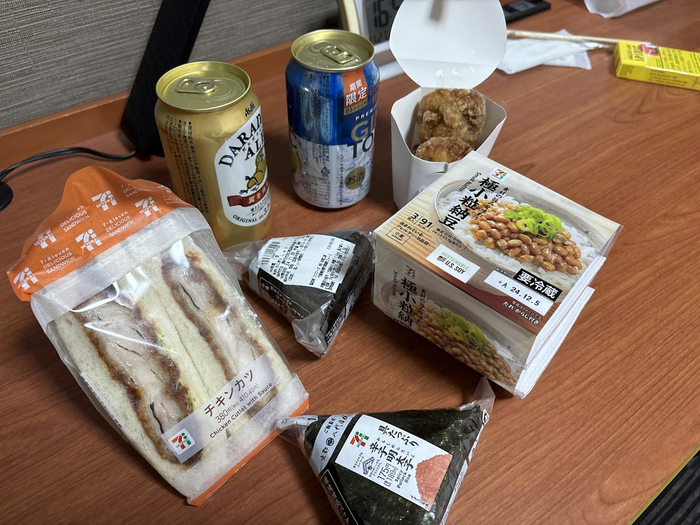 ����� �������, ������� � ����� ������� ���� (��������?), ������� � �� ����� �����