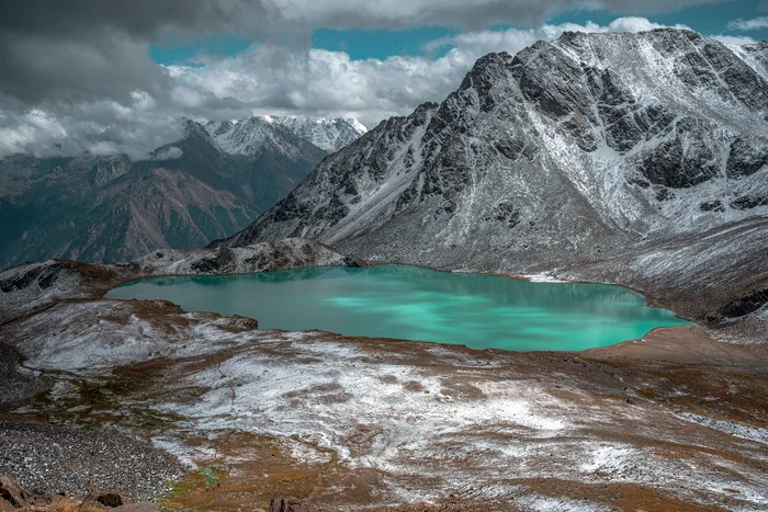 Lake after the cyclone - My, Lake, Beach, The photo, The mountains, Landscape, Tourism, Mountain tourism, Hike, Snow, Elbrus