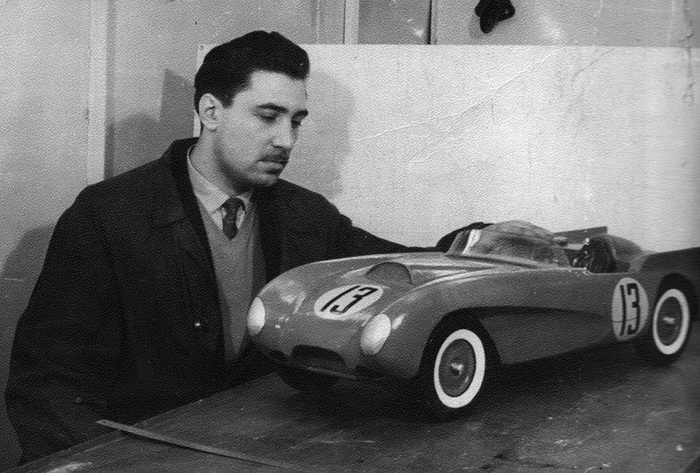 - . .  (14.08.193312.04.2017)      -112. , ,     ,  10   .