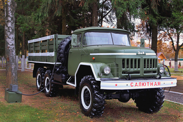   230  -131  1983 .  ( )       ,          ( 16  1984 .).    .