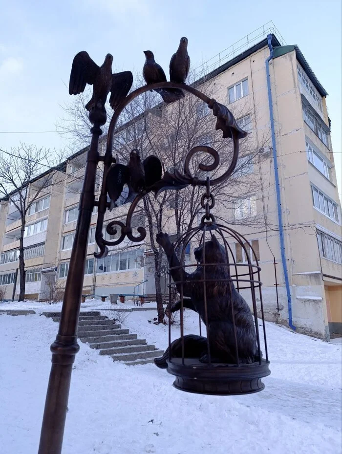 Bronze sculptures of Dalnegorsk. Primorsky Krai - Art, Primorsky Krai, cat, Sculpture, Tourism, Hiking, Drive, Travel in Russia, Dalnegorsk, Artist, Love, Aliens, Mystery of the third planet, Pair, Longpost