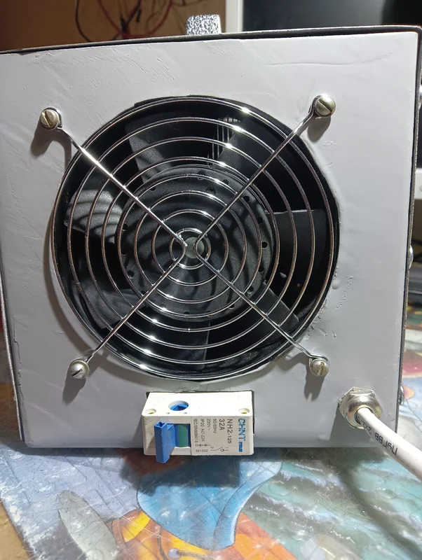 We close access to fans. Grilles for 97 rubles - AliExpress, Products, Lattice, Computer hardware, Assembling your computer, Protection, Fan, Workshop, Assembly, With your own hands, Computer, Computer help, Computer wizard, Chinese goods, Power Supply, Cooling, Cooling system, Longpost