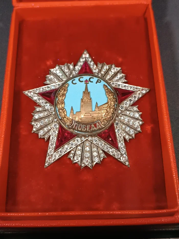 I will support the wave of award posts. The rarest and most expensive award - A wave of posts, The order