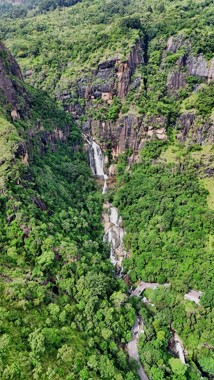 Водопад Равана - Моё, Шри-Ланка, Цейлон, Путешествия, Фотография, DJI, Водопад, Остров, Вокруг света, Скалы, Горы, Квадрокоптер, Аэросъемка