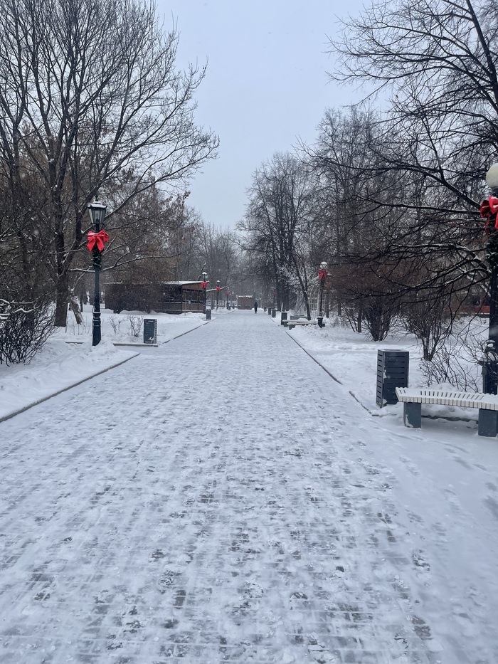 ��� ��. ������� 2024 <!--noindex--><a href="https://pikabu.ru/story/zima_v_sadu_imeni_baumana_2024_12135936?u=https%3A%2F%2Ft.me%2Fchistoprudnosty&t=https%3A%2F%2Ft.me%2Fchistoprudnosty&h=7770a70772dfb617322c9dc23d293d50d8125ee0" title="https://t.me/chistoprudnosty" target="_blank" rel="nofollow noopener">https://t.me/chistoprudnosty</a><!--/noindex-->