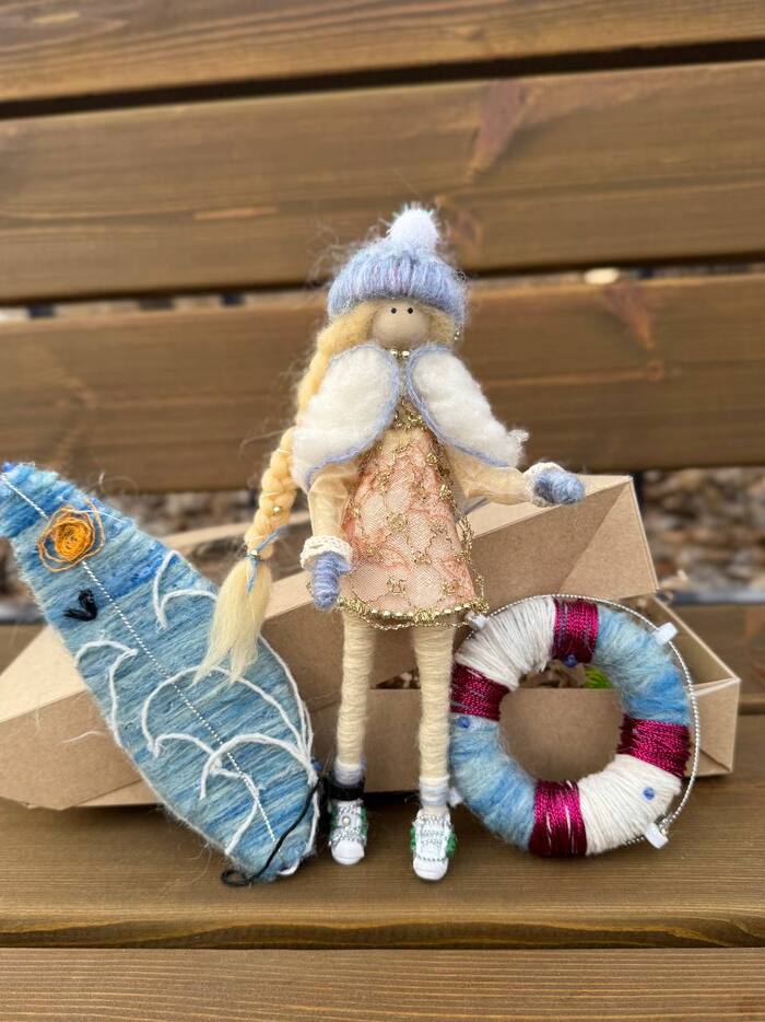 ,          &#x1F601;