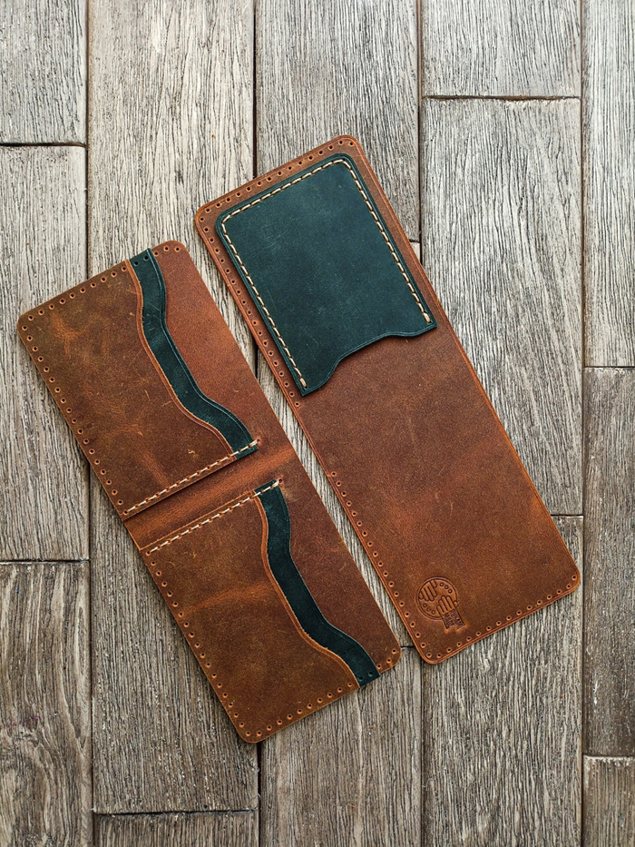 осталось прошить две получившиеся детали