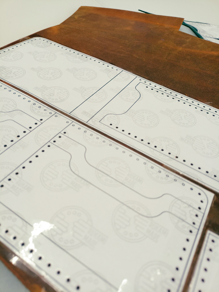 Переношу выкройку на кожу