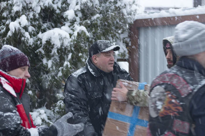 Loaded another truck to Donbass - My, Special operation, Volunteering, Humanitarian aid, Humanitarian convoy, Kursk region, Military establishment, Overexposure, Donetsk, Donbass, Luhansk, Ukraine, Russia and Ukraine, Longpost, Politics