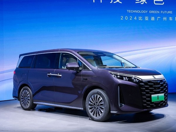 BYD выйдет на листинг в начале января с новым средне- и крупногабаритным минивэном - Кросспостинг, Pikabu publish bot, Telegram (ссылка)