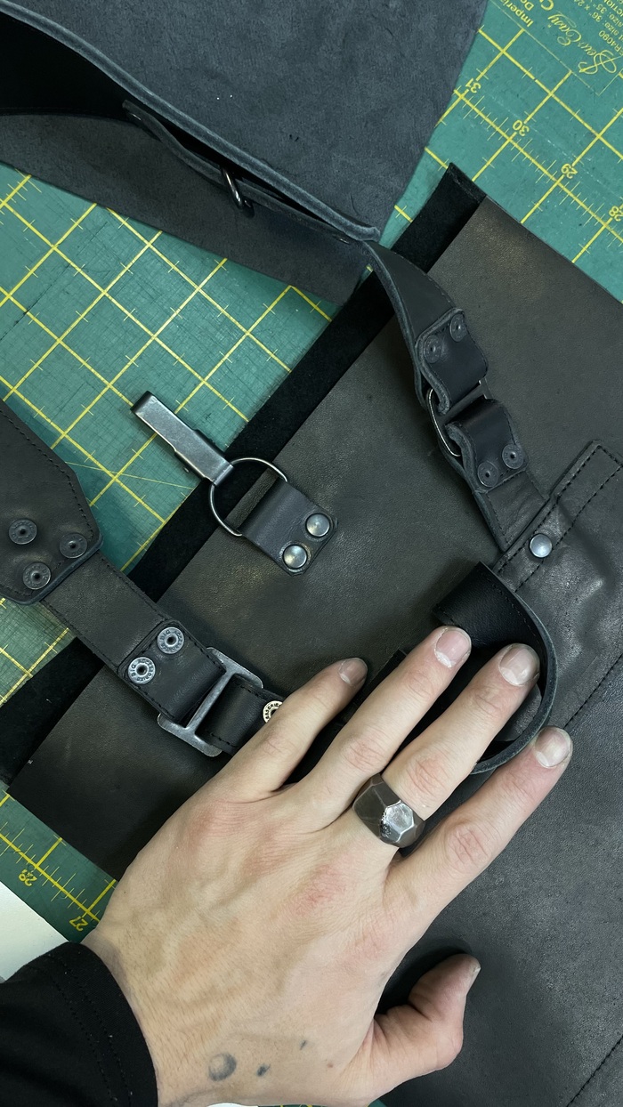 установил карабин