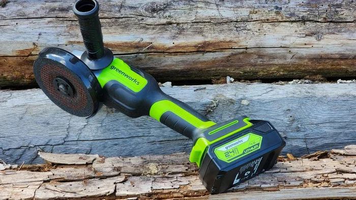 Sawing and does not require mains power: review of the Greenworks GD24AGK2 cordless angle grinder - My, AliExpress, Electronics, Bulgarian, Yandex Market, Polishing machine, Grinder, Longpost