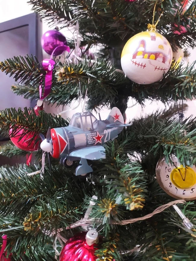 MiG-21 UM and MiG-21 SM. Toys on the LC - My, Scale model, Stand modeling, Modeling, Collecting, New Year, Christmas decorations, Longpost