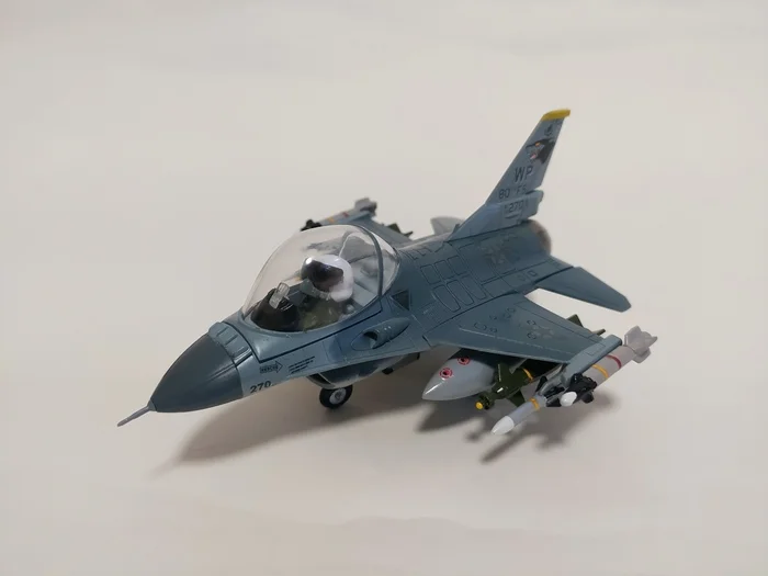 F-16 C. Christmas tree toy - My, Modeling, Scale model, f-16, Collecting, Stand modeling, Christmas decorations, Longpost