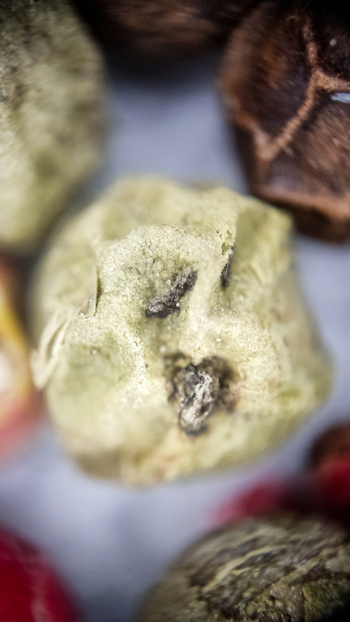 Еще зеленый