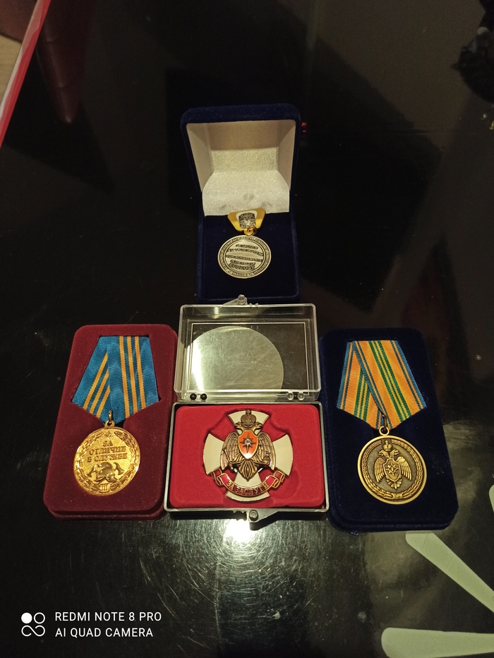 Песня "Дань ветеранам войны" и мои небольшие, но важные награды...