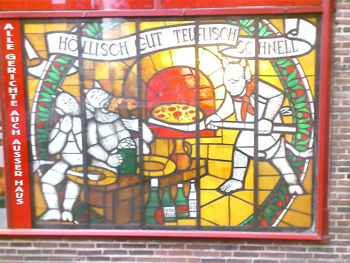 Divinely delicious, damn fast! - My, Mobile photography, Help me find, Mosaic, Stained glass, Pizza, Pizzeria, Germany, LГјbeck, German, Proverbs and sayings, The photo, Crap, Devil