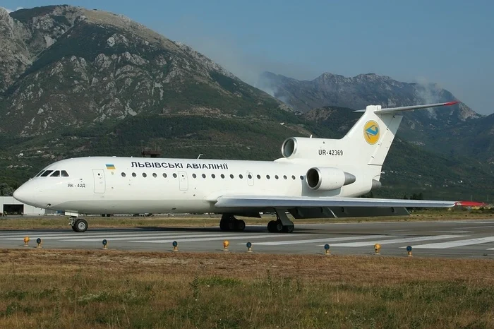 Reach, please reach Ukrainian Yak-42 crash near Thessaloniki - My, civil Aviation, Aviation, Flight, The airport, Airplane, Yak-40, Thessaloniki, Greece, Catastrophe, Plane crash, Longpost, Ukraine