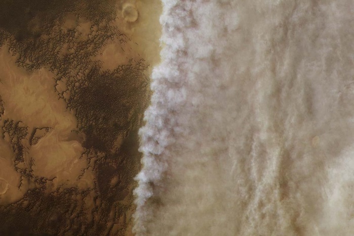  ,  .       ESA "-" /  ESA