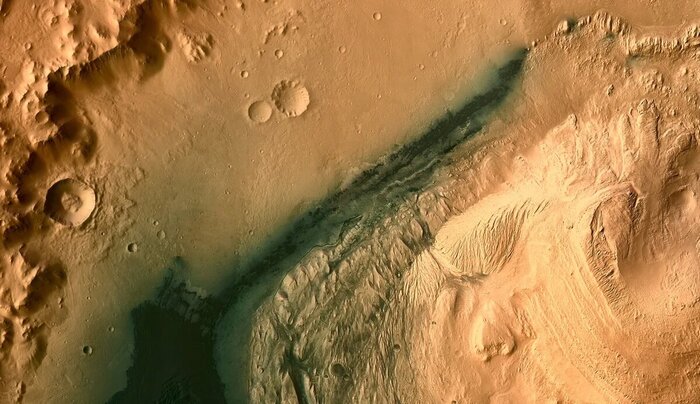     NASA MRO /  NASA/JPL-Caltech/University of Arizona