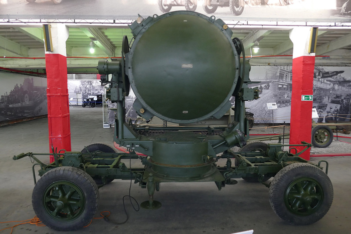 Покрашен в оригинальный Feldgrau Nr.3, серый цвет появился в 1938 году.