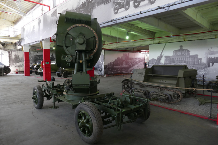 Часть из них сохранилось без тележек.