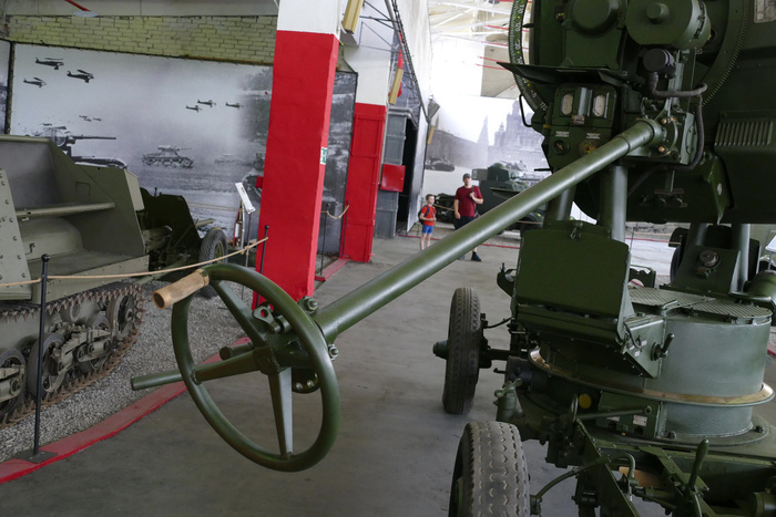 Маховик управления.