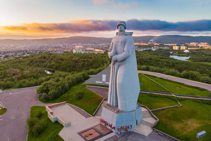 Murmansk Alyosha. What is inside the huge sculpture? - My, Monument to Alyosha, Murmansk, Monument, sights, Informative, Virtual tours, Longpost