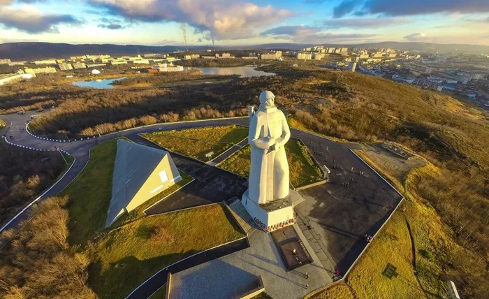 Murmansk Alyosha. What is inside the huge sculpture? - My, Monument to Alyosha, Murmansk, Monument, sights, Informative, Virtual tours, Longpost