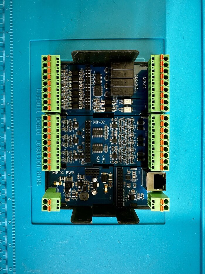 Печатные платы в тестовой модели корпуса