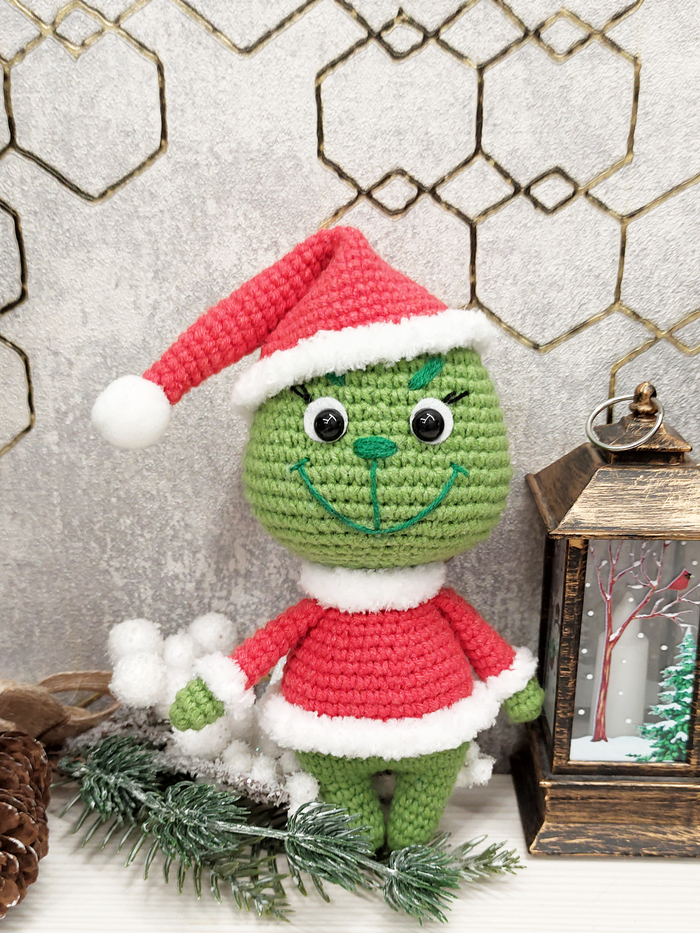 На него ушло ровно 5 часов. Делался для наличия и именно благодаря ему у меня наконец появилось новогоднее настроение)