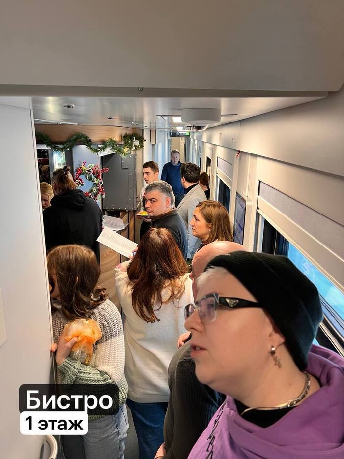 Личный опыт: Как выглядит новый «старый» поезд «Аврора» между Москвой и Петербургом. Проехался на первом рейсе. Есть хорошее и плохое РЖД, Железная дорога, Планирование путешествия, Личный опыт, Поезд, Москва, Санкт-Петербург, Сапсан, Длиннопост