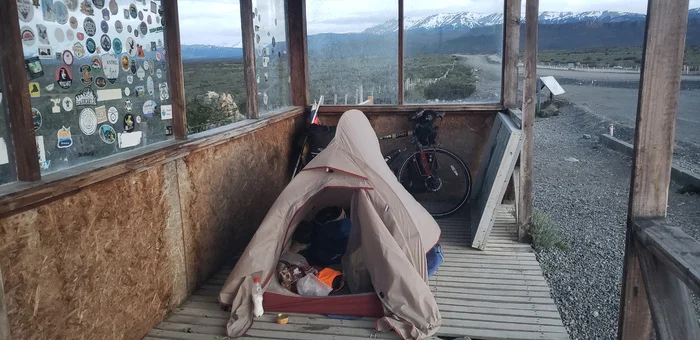 Stayed overnight near Torres del Paine - My, A bike, Travels, Bike trip, Solo travel, South America, Chile, Patagonia, Torres Del Paine, Andes, Bike ride, Cyclist, Cycling, Mountain tourism, Lake, Road, The mountains, The rocks, Longpost